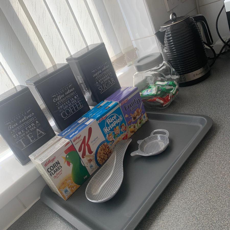 Be My Guest Liverpool - Ground Floor Apartment With Parking エクステリア 写真