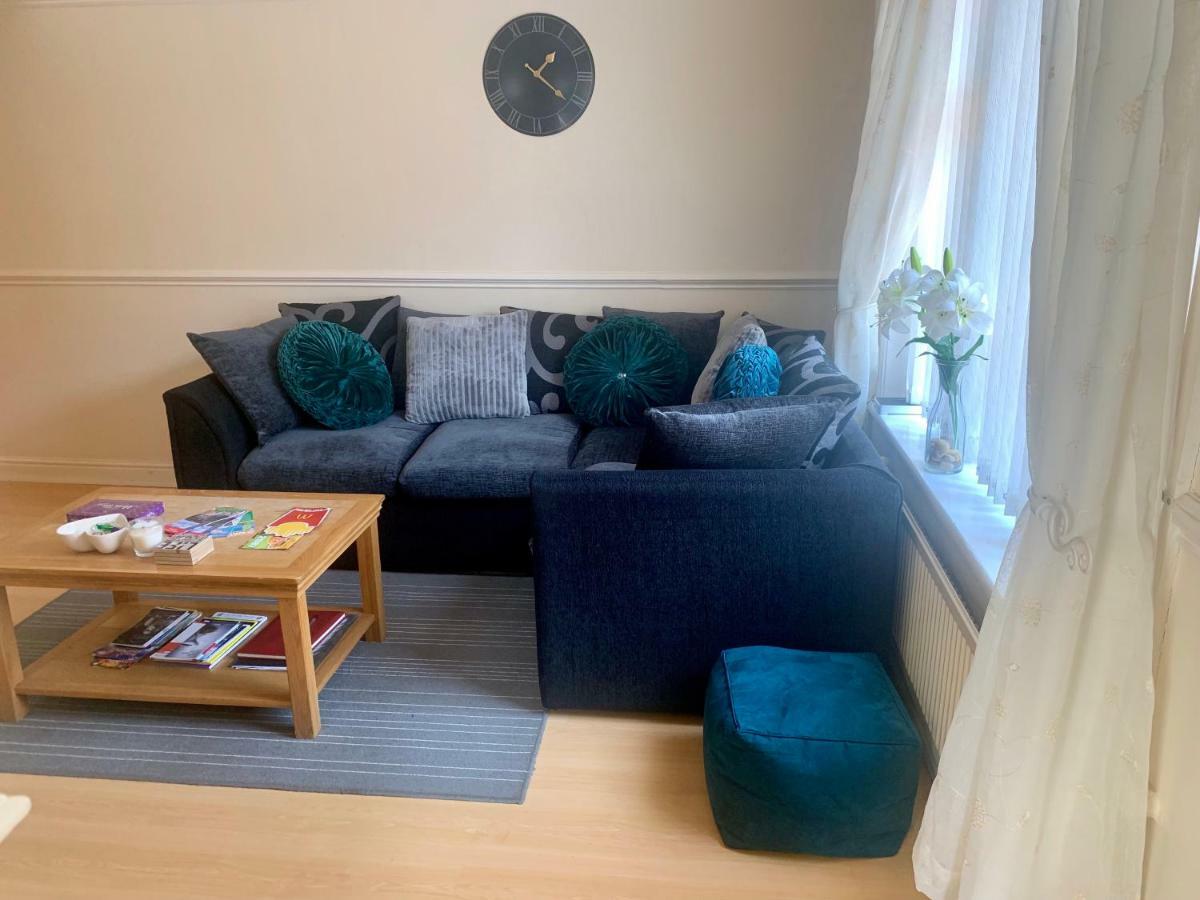 Be My Guest Liverpool - Ground Floor Apartment With Parking エクステリア 写真